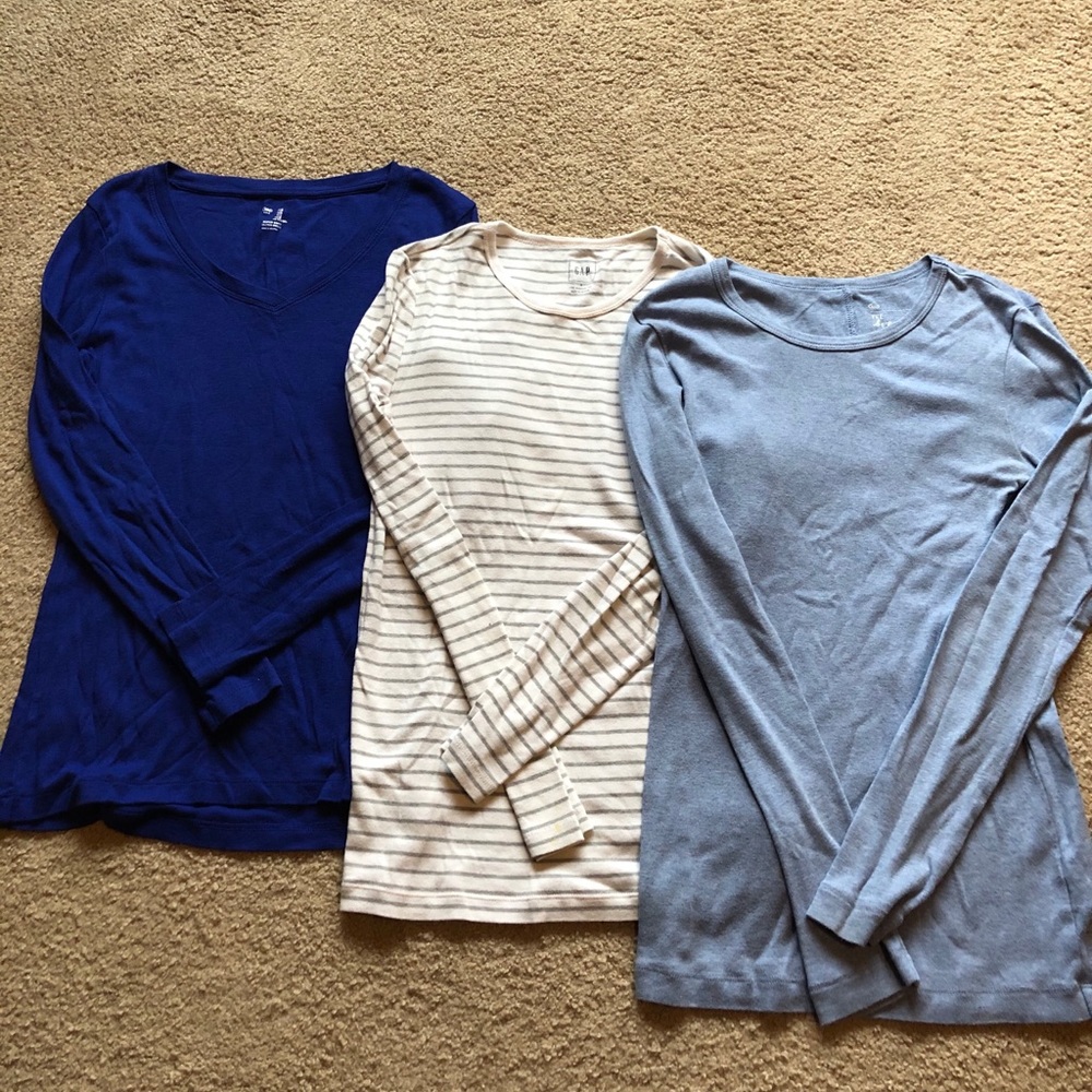 Set of 3 Gap long sleeve shirts
